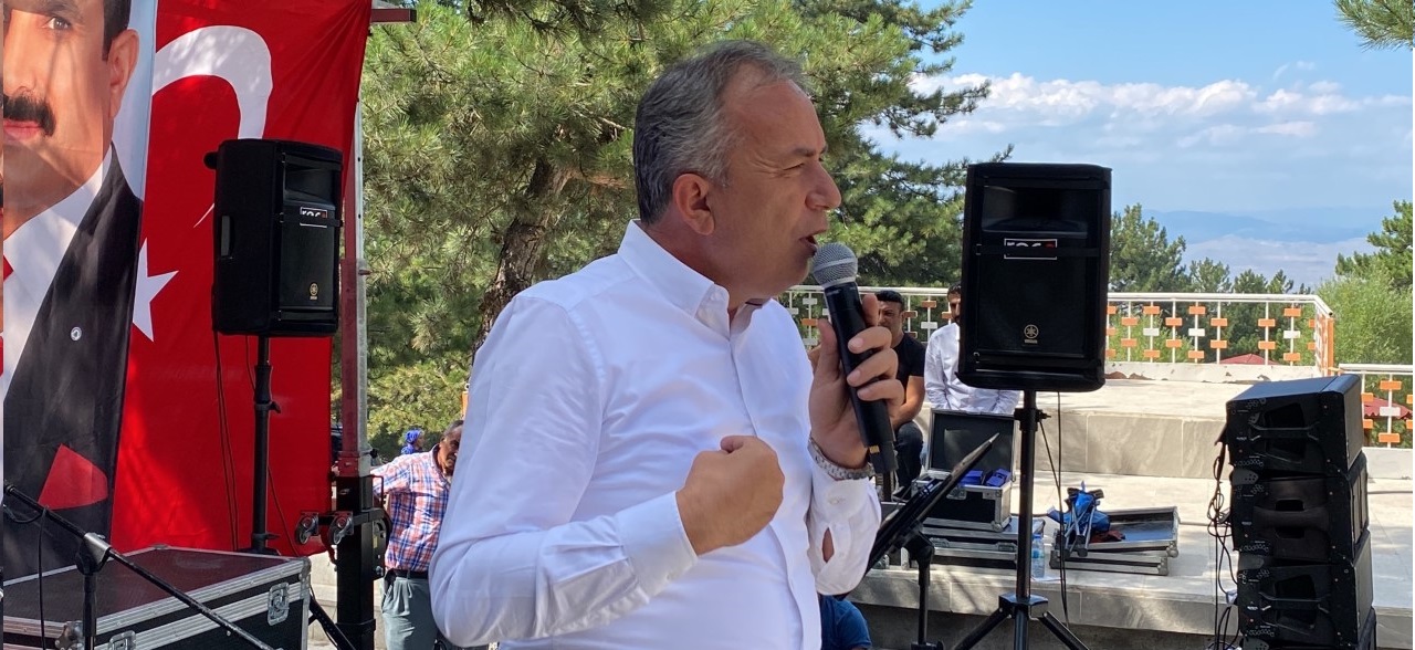 CEYLAN, UĞURLUDAĞ’A SÖZ ÜSTÜNE SÖZ VERDİ